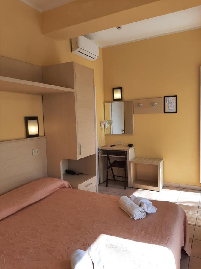 Hotel Originale By Alehotels Rimini Exterior foto