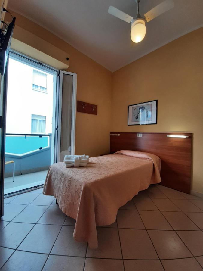 Hotel Originale By Alehotels Rimini Exterior foto