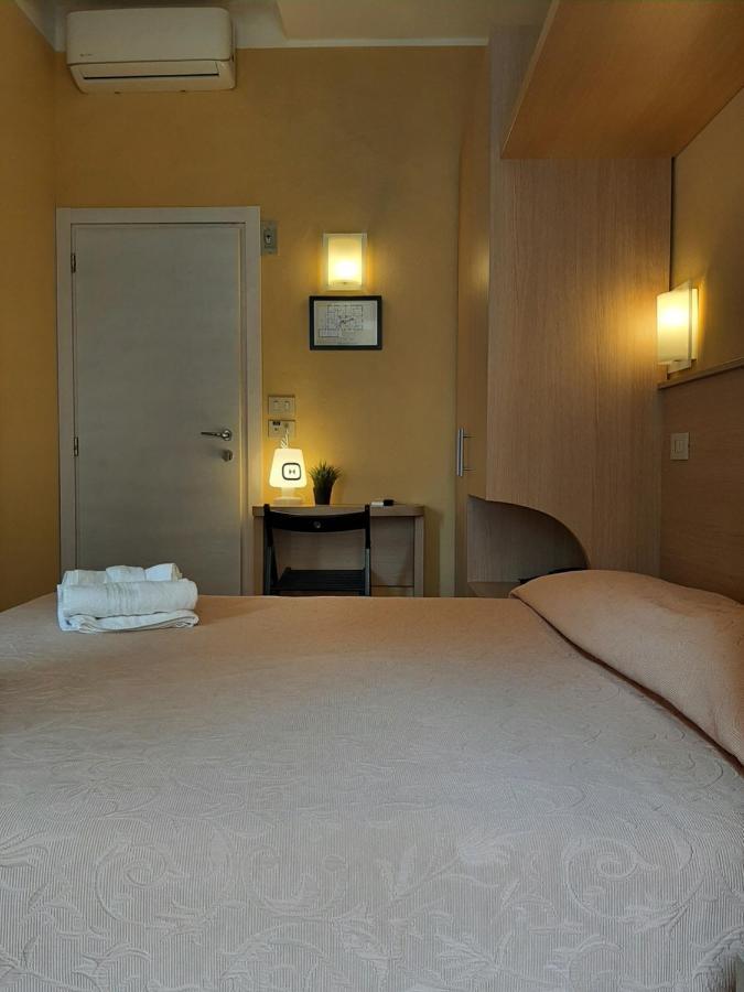 Hotel Originale By Alehotels Rimini Exterior foto